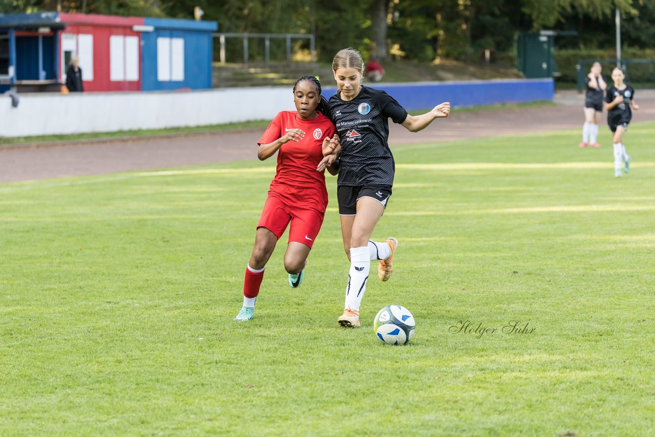 Bild 319 - wCJ VfL Pinneberg - Eimsbuetteler TV : Ergebnis: 0:5